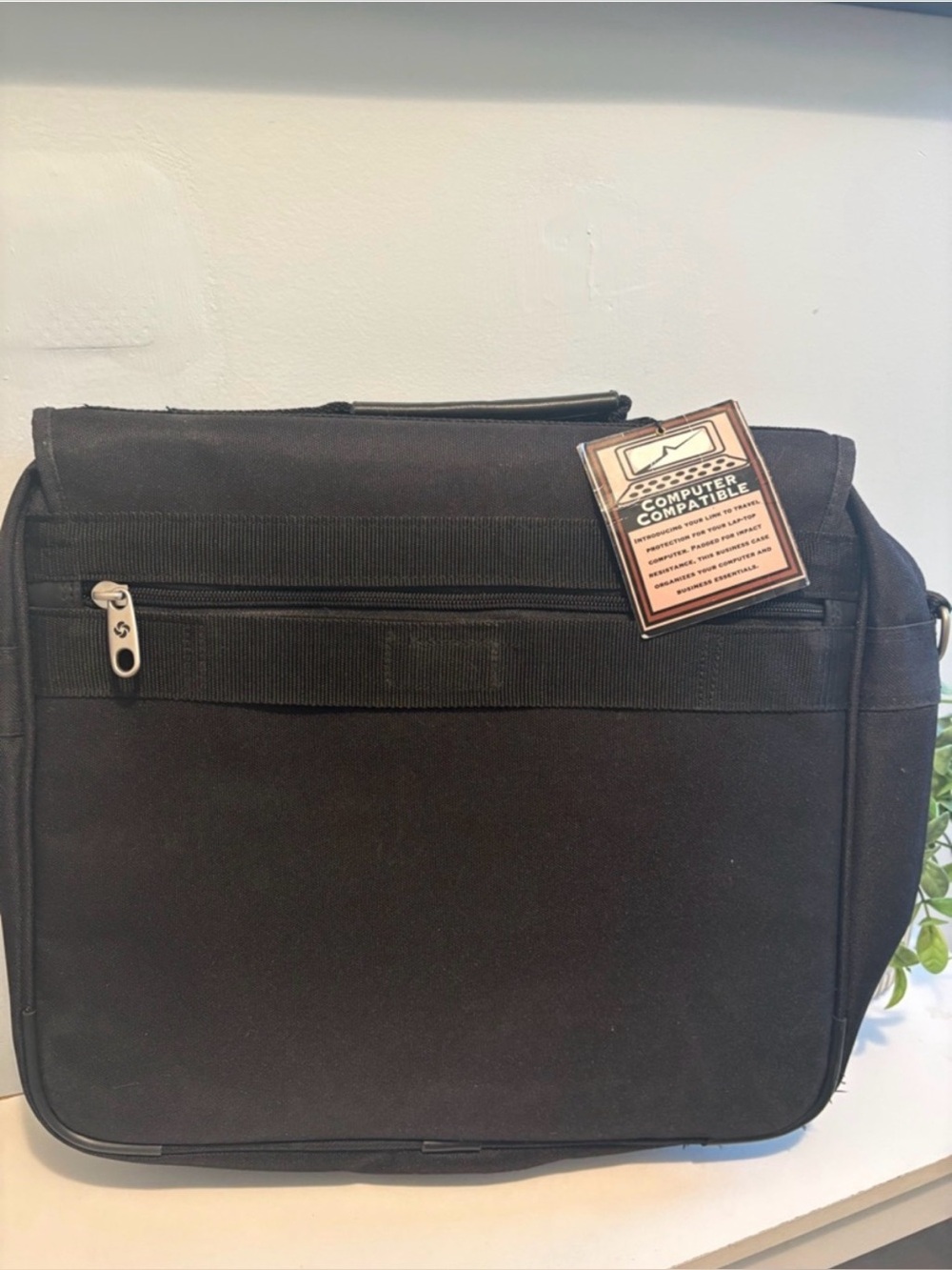 Samsonite  UNISEX Vintage Expandable Laptop Briefcase Messenger Bag BLK - NWT - Picture 2 of 6